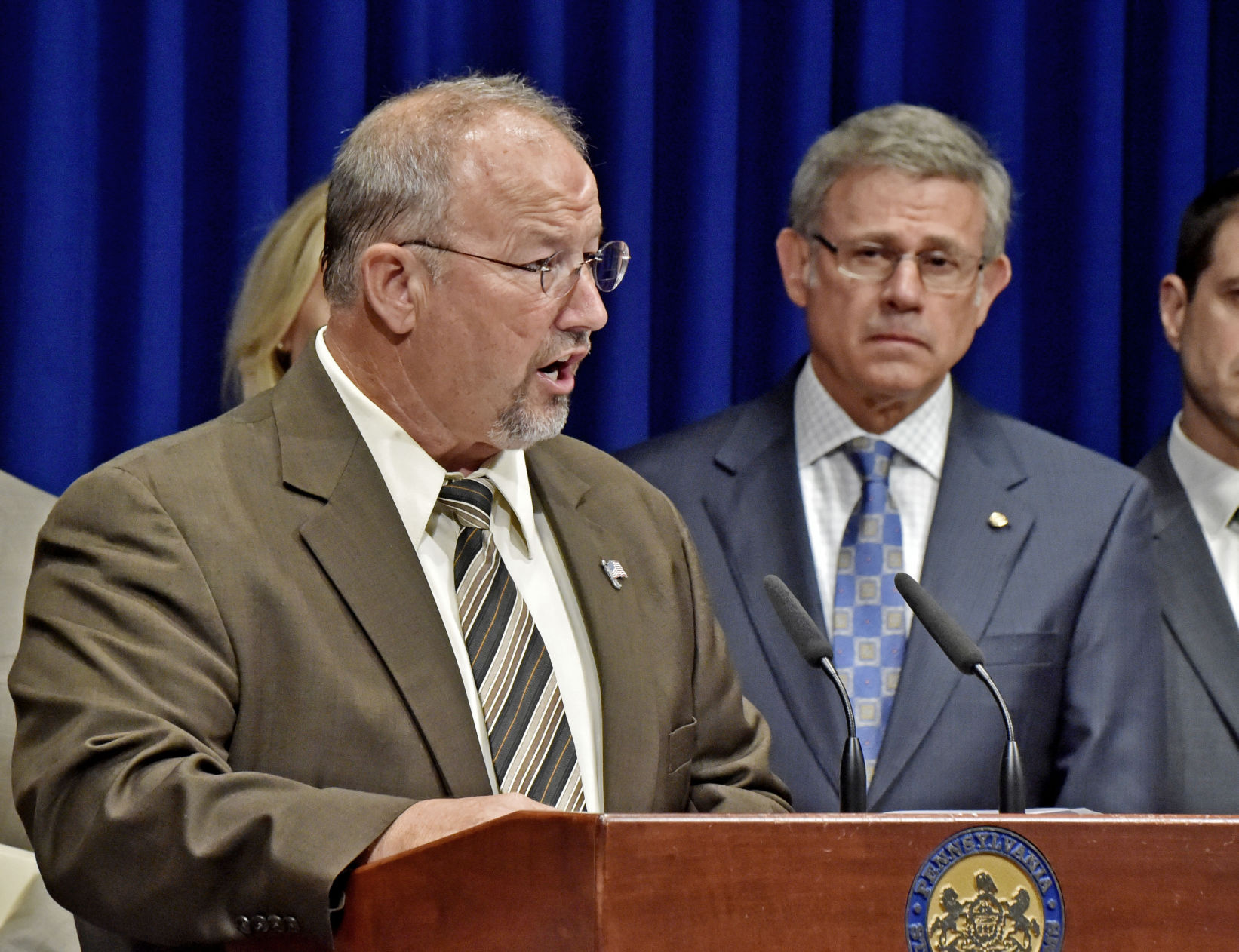Budget Presser